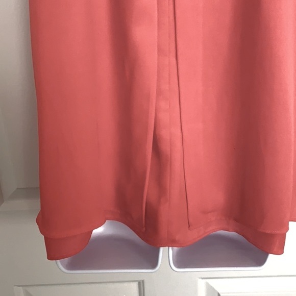Emma & Olivia Salmon double layer Blouse. Size  L. - Picture 3 of 4